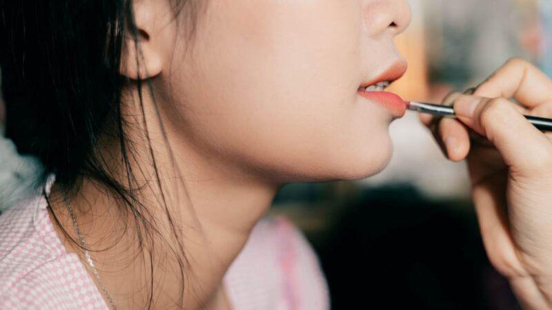 Effetto K-Beauty: secondo NIQ, crescita a doppia cifra globale e Italia sul podio europeo nell’online